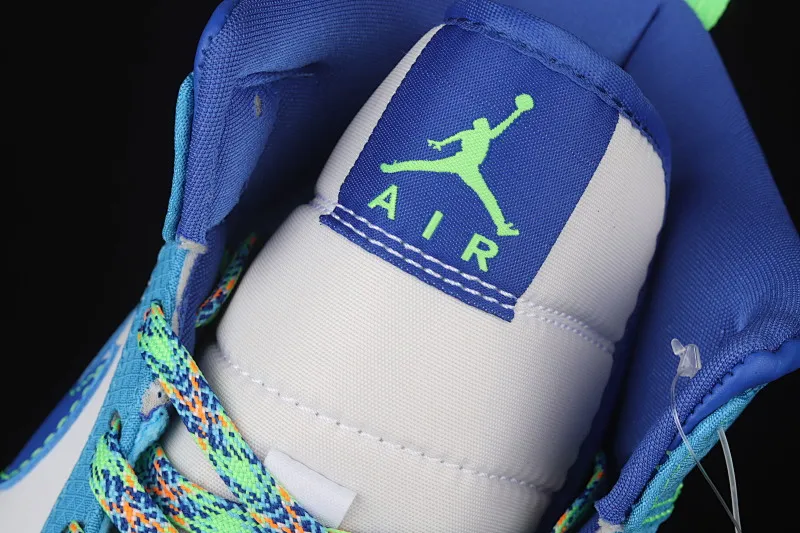 All categories Air Jordan Jordan series basketball shoes Air Jordan 1 Mid Air Jordan 1 Mid AJ1 Joe 1 Chinese culture basketball shoes DA8010-400